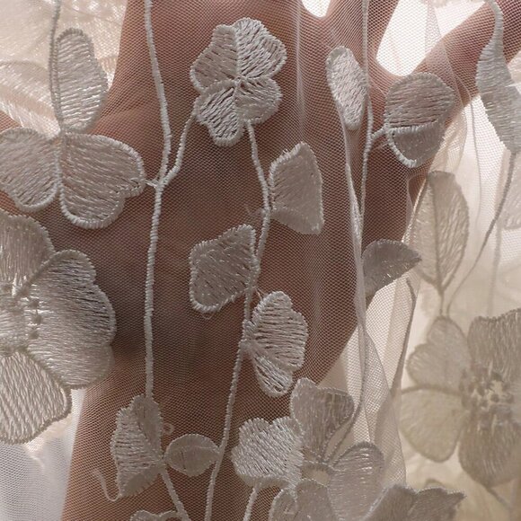 White Elegant Women's 3d Floral Decor Strapless Party Dress - Picture 7 of 7